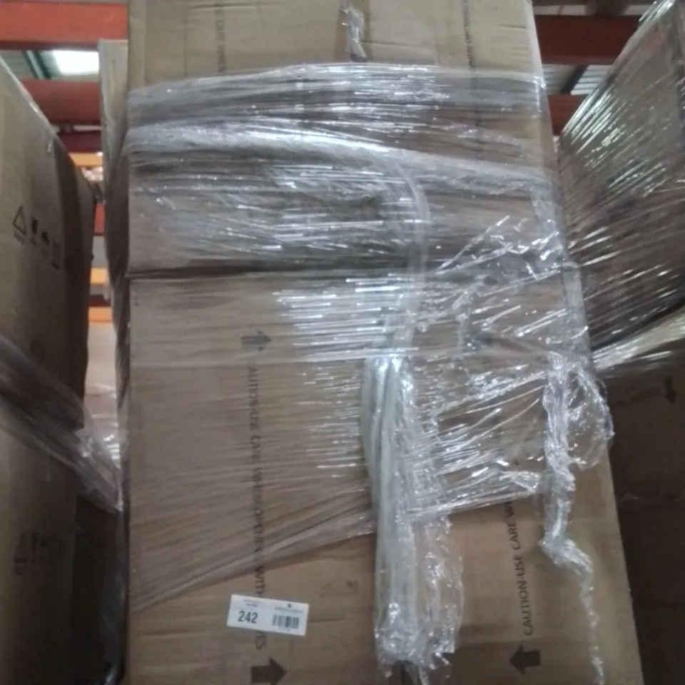 PALLET CONTAINING VARIOUS ASSORTED BOXED INCOMPLETE GARDEN FURNITURE SETS