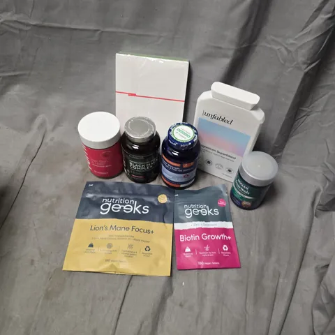 APPROXIMATELY 15 ASSORTED VITAMIN/HEALTH AID PRODUCTS TO INCLUDE NUTRITION GEEKS BIOTIN GROWTH+, MAGNESIUM SUPERBLEND, BLACK MACA COMPLEX, ETC - COLLECTION ONLY