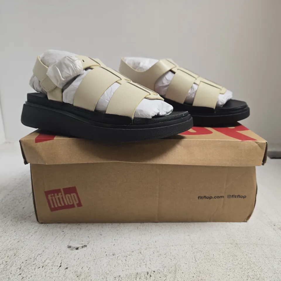 BOXED PAIR OF FITFLOP GEN-FF LEATHER FISHERMAN SANDALS IN BEIGE SIZE UK 5