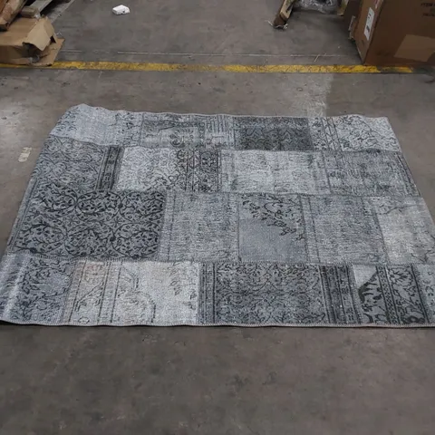 SIESTA EKOHALI RUG // APPROX SIZE: 140 X 200CM