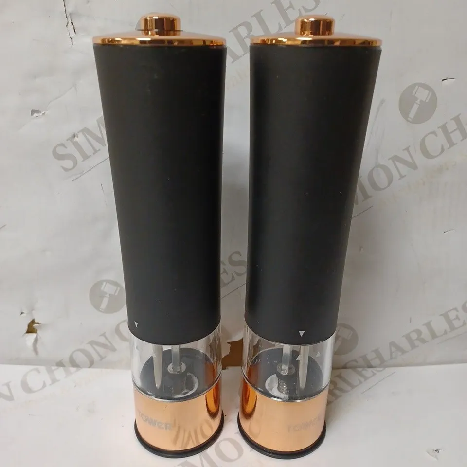 TOWER ELECTRIC SALT AND PEPPER MILL 