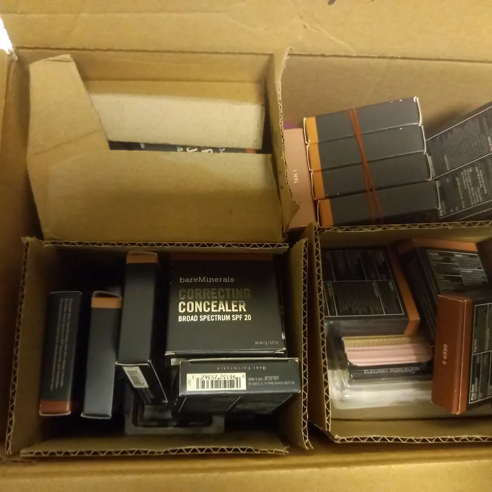 BOX OF APPROX 25 ASSORTED HEALTH AND BEAUTY ITEMS TO INCLUDE - GIVENCHY ELEGANT PROCELAIN 1 - BARE MINERALS CORRECTING CONCEALER SPF 20 TAN 2 - GIVENCHY LIPSTICK ROSE BOUDOIR ECT