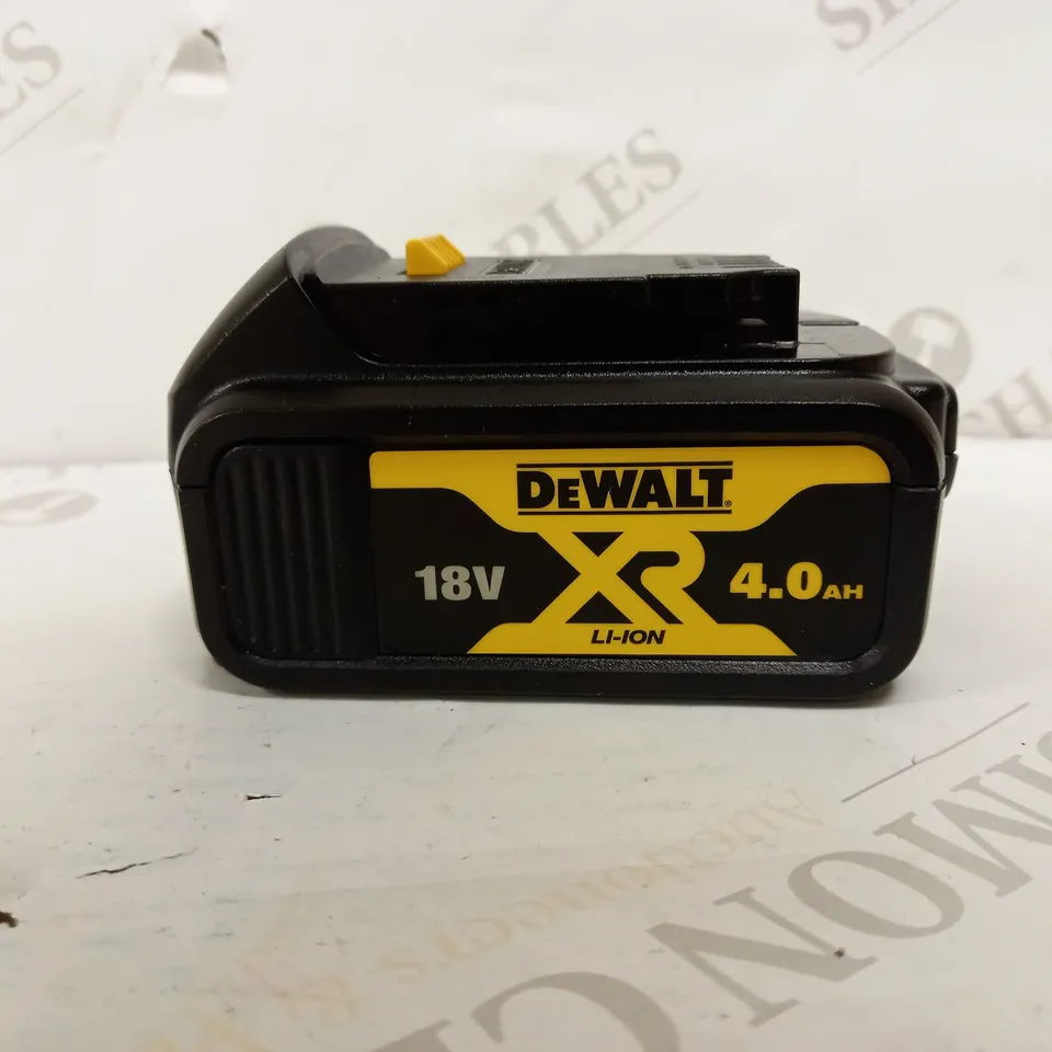 DEWALT 18V XR LITHIUM-ION BATTERY