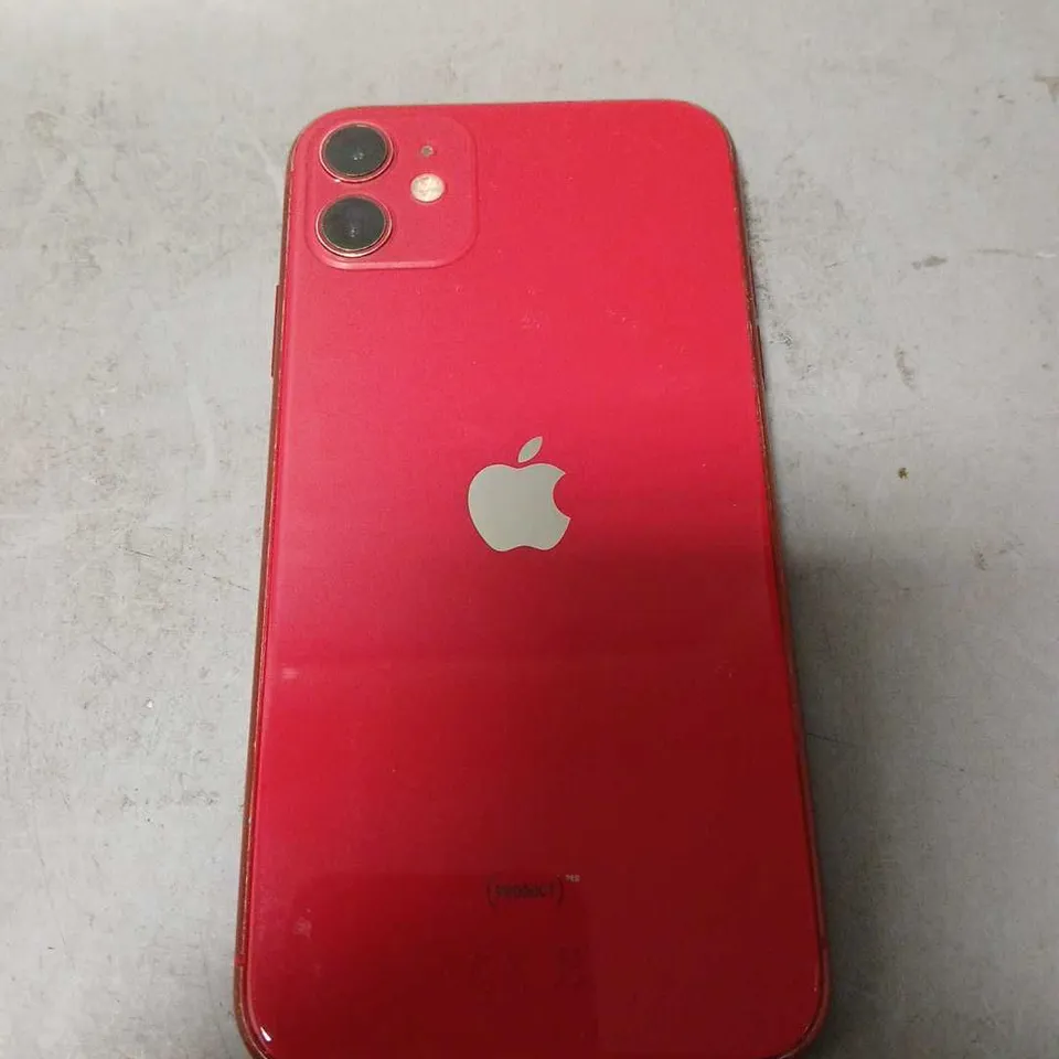 APPLLE IPHONE IN RED