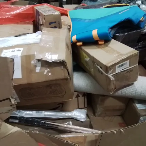 PALLET OF ASSORTED HOUSEHOLD GOODS AND PRODUCTS TO INCLUDE;SHOE RACK,POOL CUE,MINI WOBBLER MACHINE