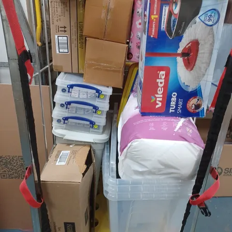 CAGE OF APPROXIMATELY 10 ASSORTED HOUSEHOLD ITEMS TO INCLUDE VILEDA SPIN MOP, REALLY USEFUL CLEAR PLASTIC STORAGE TUBS, ETC - COLLECTION ONLY