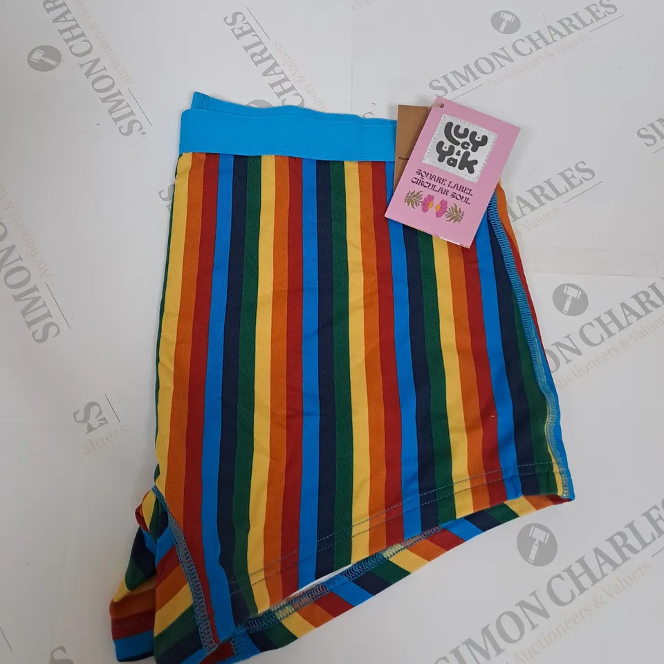 LUCY AND YAK JOEY SHORT SIZE XL