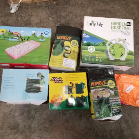 PALLET CONTAINING ASSORTED GARDEN HOSES & INFLATABLES