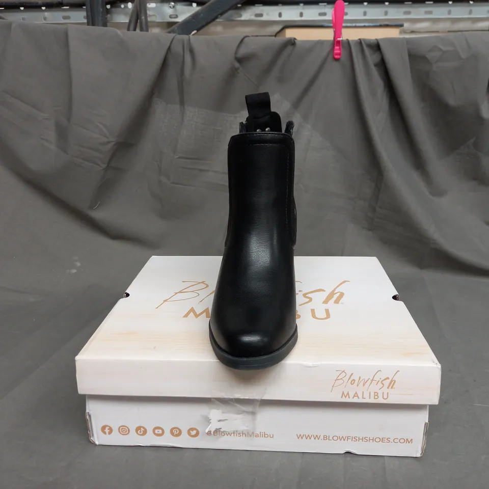 BLOWFISH PRALINE WEDGE BOOT IN BLACK FAR OUT SIZE 3