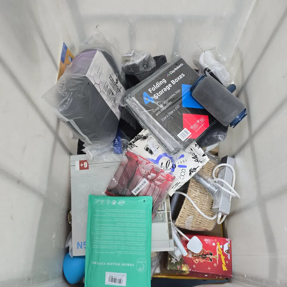 HALF A CAGE OF HOUSEHOLD GOODS APPROXIMATELY 35 TO INCLUDE: BRITA BOTTLE FILTER, MICROFIBRE CLOTHS ROLLS AND BABY RESTER