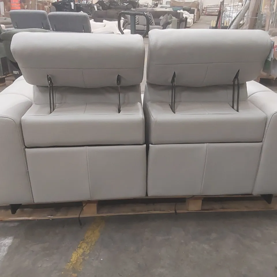 QUALITY DESIGNER ITALIAN MADE LEATHER UPHOLSTERED GIORGIO LOVESEAT