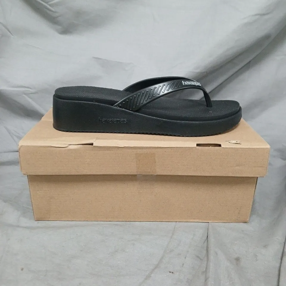 HAVAIANAS BLACK FLIP-FLOPS – SIZE EU 40