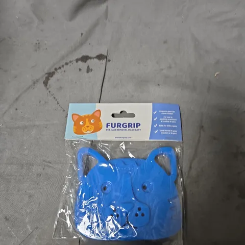BOX OF APPROXIMATELY 150 FURGRIP LAUNDRY PET HAIR REMOVERS - CAT  