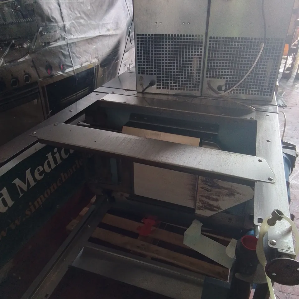FOLLETT COMPRESSED ICE MAKER MACHINE WITH TWIN COOLERS Model ICS 700 ON SINGLE HOPPER STORAGE STAND