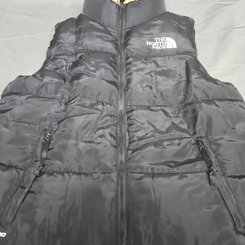 THE NORTH FACE PUFFER VEST – BLACK - SIZE M