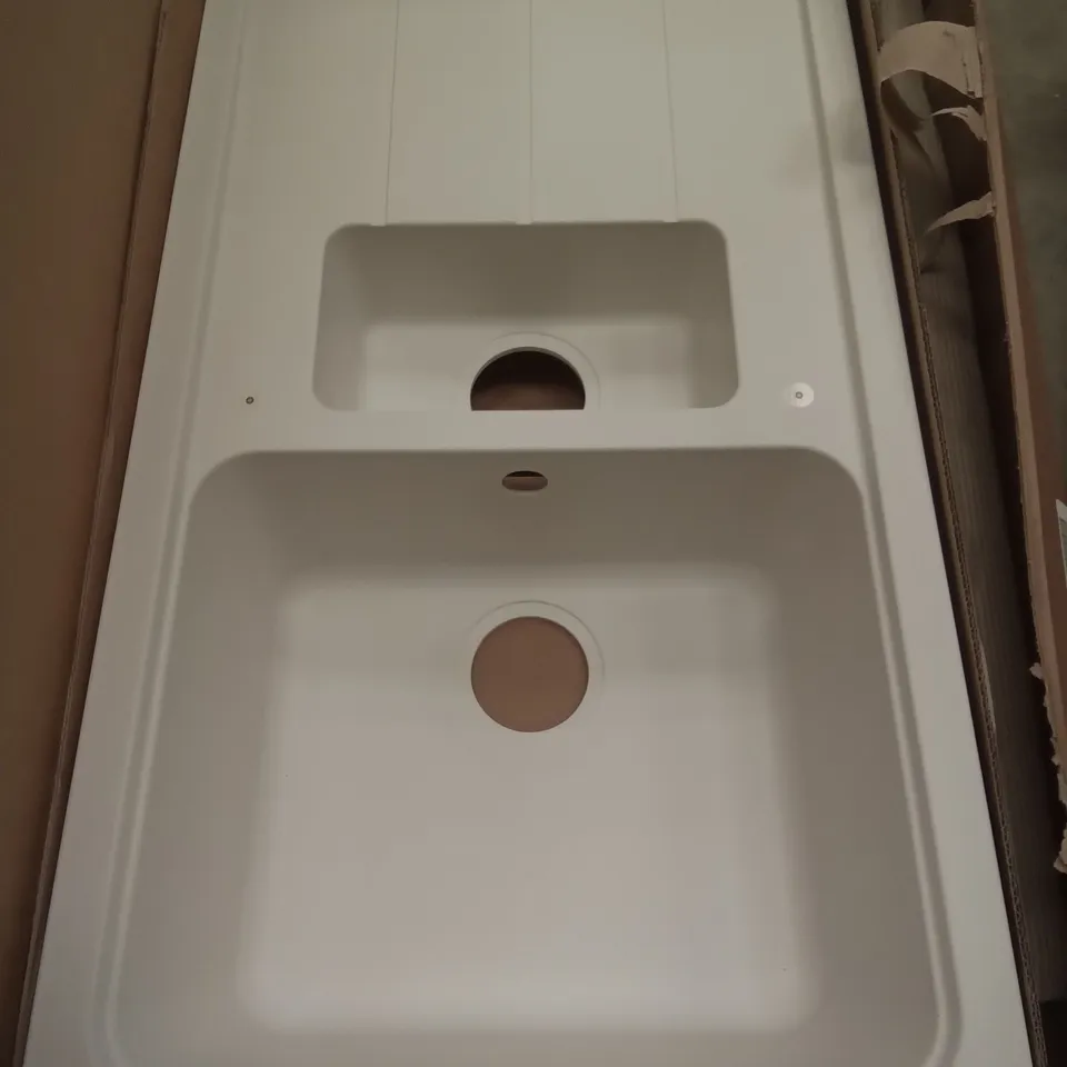 BOXED 90 X 49.5CM COMPOSITE QUARTZ SINK WITH DRAINER 