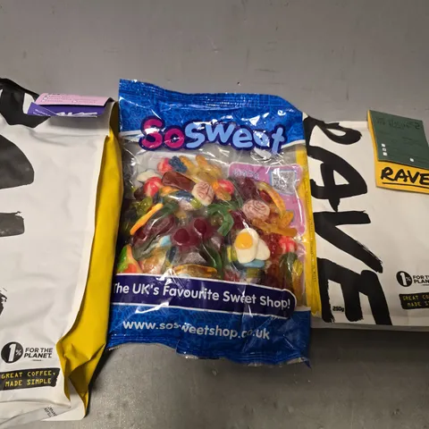 APPROXIMATELY 4 ASSORTED FOOD ITEMS TO INCLUDE - SO SWEET SWEETS , RAVE THE ITALIAN JOB BLEND , RAVE MEXICO CAFE EL ZAPOTECO ETC