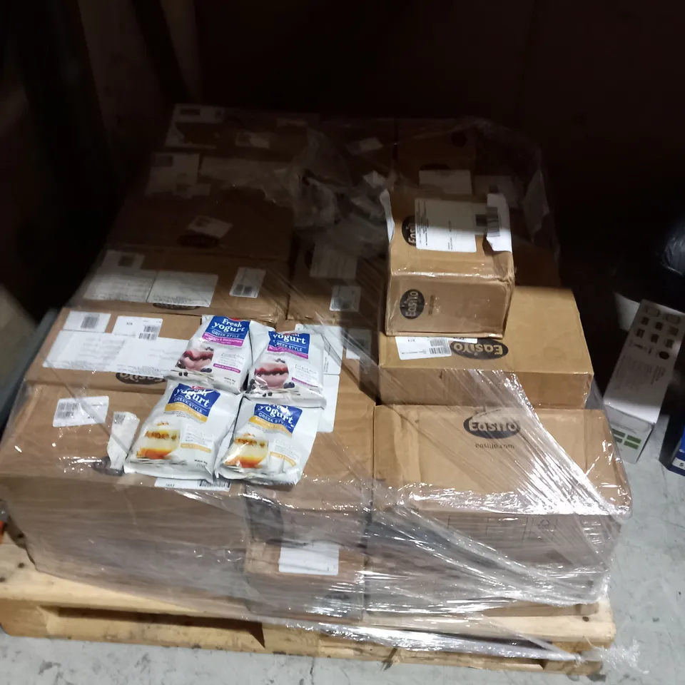 PALLET OF APPROXIMATELY 34 SETS OF ASSORTED EASI YO GREEK STYLE YOGHURT SACHETS