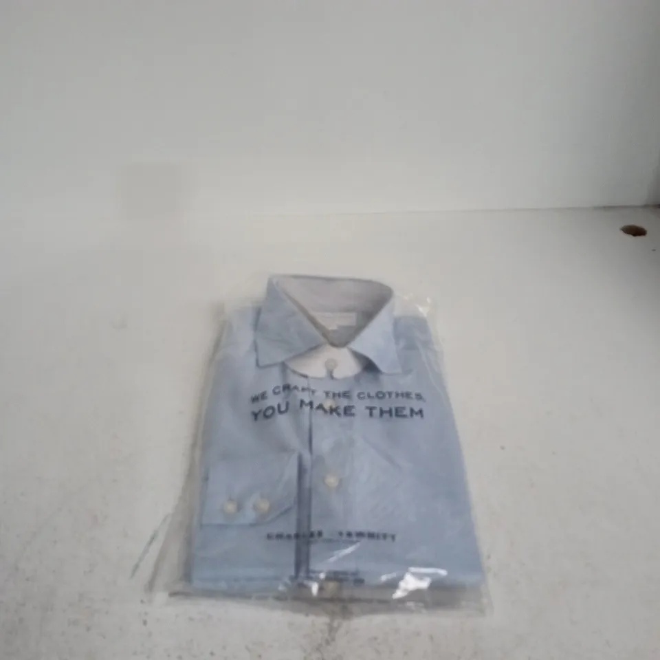 CHARLES TYRWHITT NON-IRON SLIM FIT SHIRT – LIGHT BLUE, NECK 15IN, SLEEVE 33IN