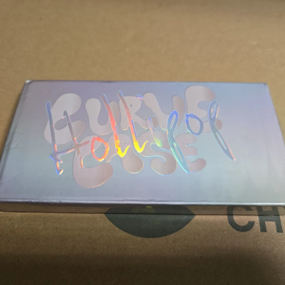 BOXED AND SEALED MADE BY MITCHELL HOLLIPOP CURVE CASE CREAM BLUSHER PALETTE