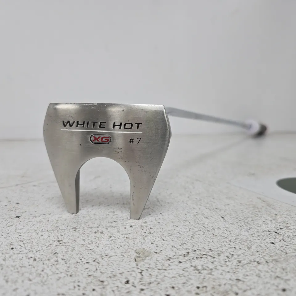 ODYSSEY WHITE HOT XG #7 FANG STYLE PUTTER