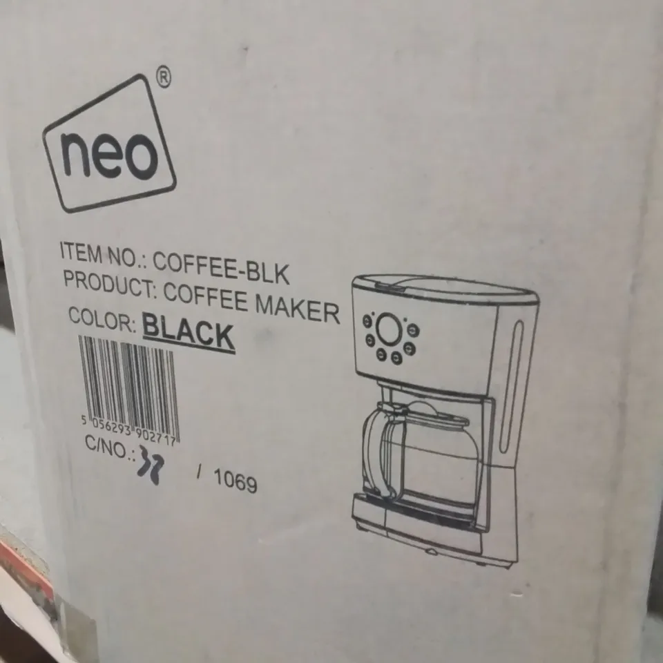 BOXED NEO COFFEE MAKER IN BLACK