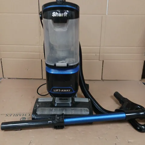 SHARK LIFT AWAY UPRIGHT VACUUM CLEANER - COLLECTION ONLY 