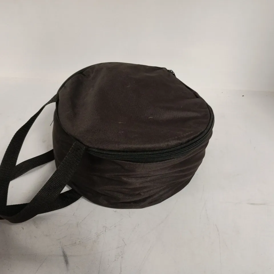 EXPANDING GARDEN HOSE WITH SPRAYER IN CARRY BAG