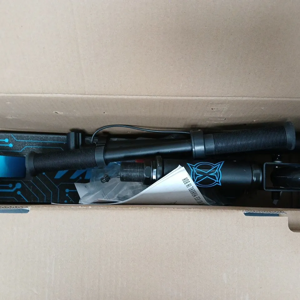 BOXED XOOTZ ENIGMA LITHIUM E-SCOOTER - BLUE - COLLECTION ONLY 