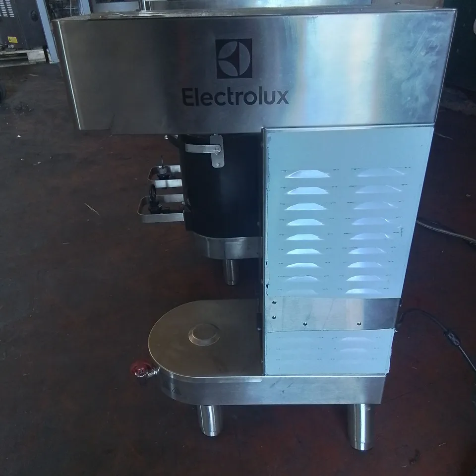 COMMERCIAL ELECTROLUX COFFEE MACHINE FILTER BREWER BASE STATION DRIP MAKER & SHUTTLE 