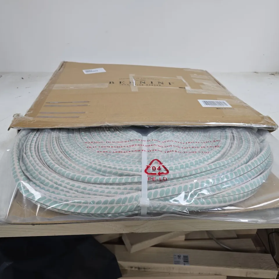 BERNINI PATTERNED HYDROHOSE WITH QUICK CONNECTORS GREEN