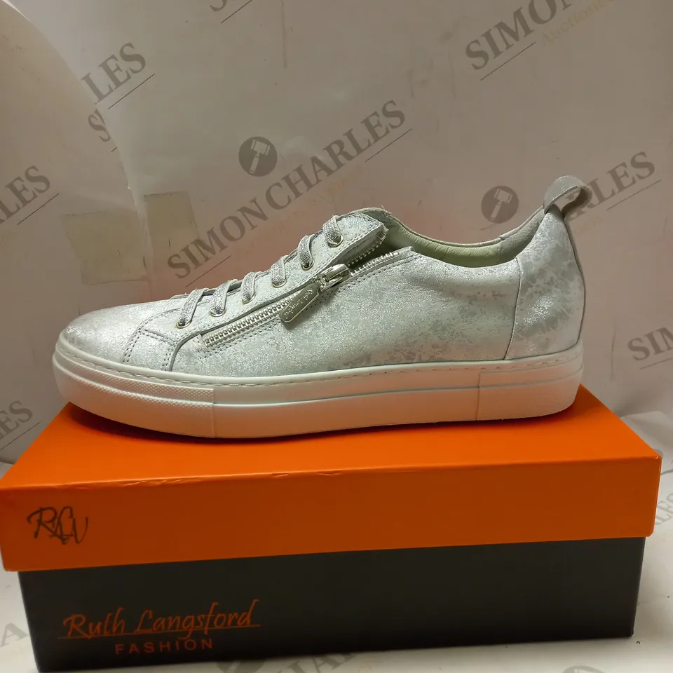 RUTH LANGSFORD SILVER ZIP TRAINERS - SIZE 9