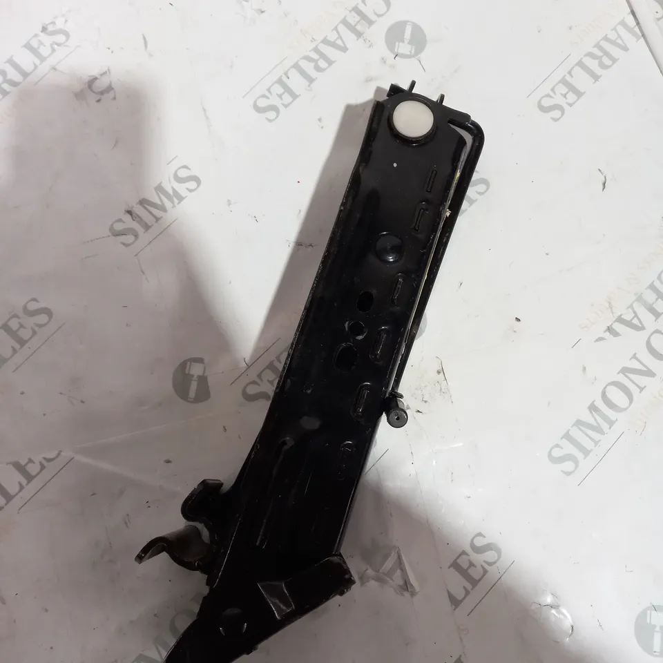 UNBRANDED LIFT JACK 
