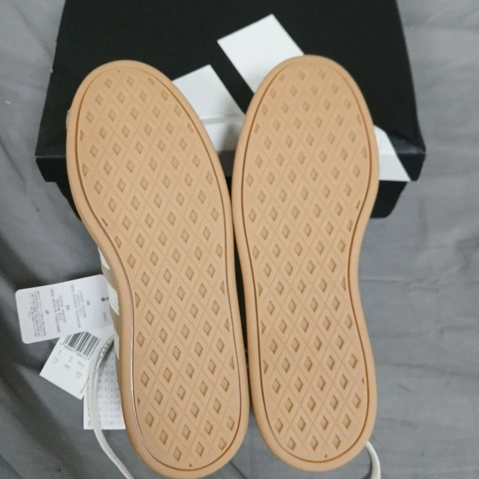 BOXED ADIDAS BREAKNET SLEEK TRAINERS IN BEIGE SUEDE - UK 6