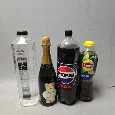 APPROXIMATELY 8 ASSORTED DRINKS ITEMS TO INCLUDE - LIPTON LEMON ICED TEA , PEPSI MAX ETC