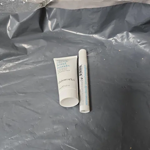 2 X THIS WORKS PRODUCTS UNBOXED: 30ML HAND CREAM AND 10ML AROMATHERAPY MOOD MANAGER SPRAY 