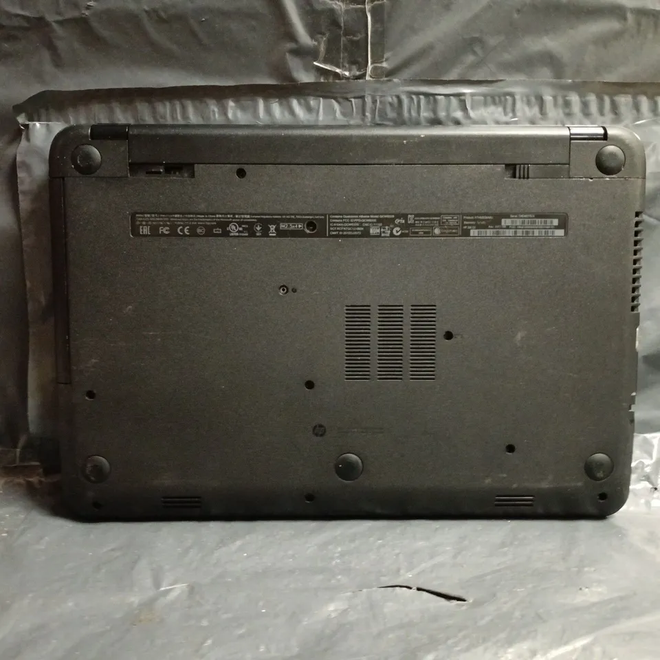 HP 255 G3 LAPTOP