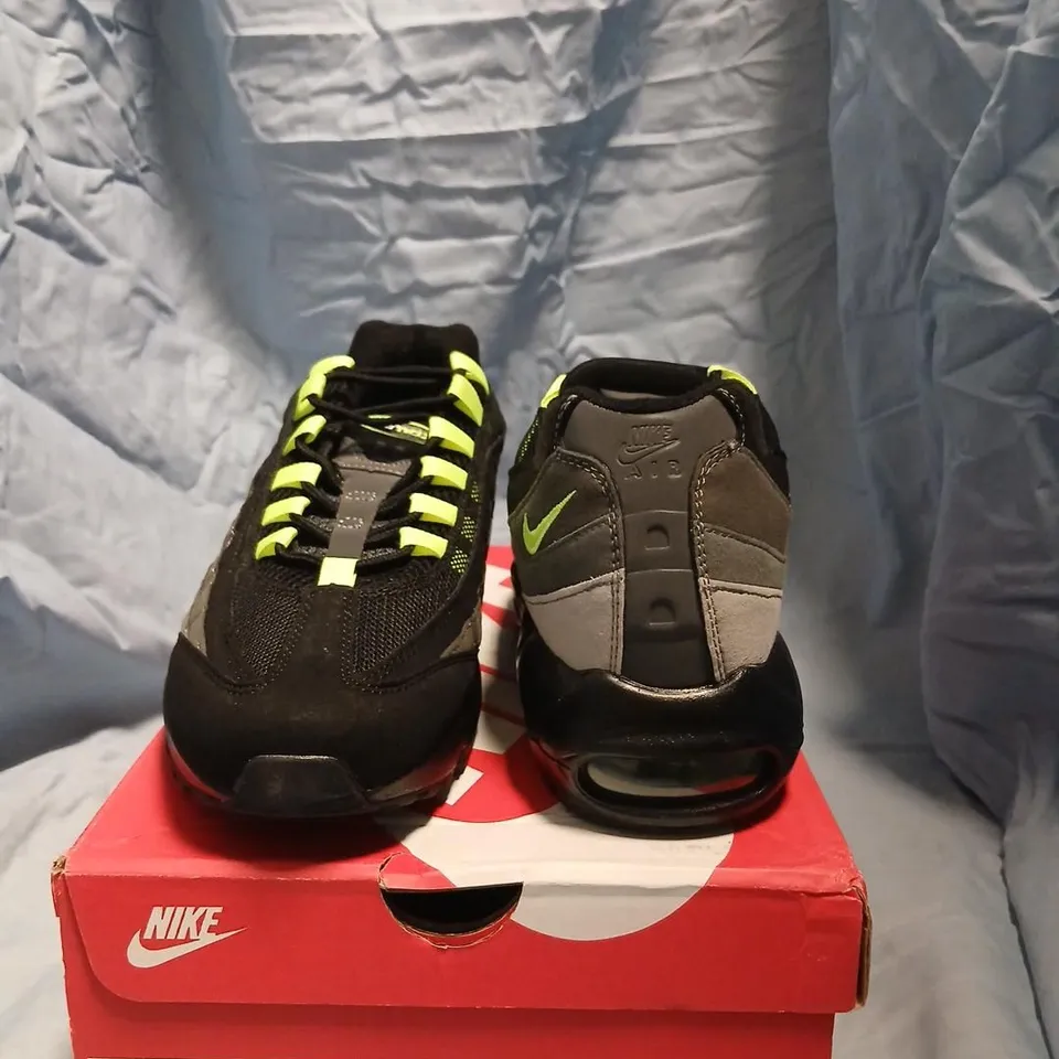NIKE AIR MAX 95 TT TRAINERS – BLACK/GREY WITH NEON LACES, UK 10 (US 11)