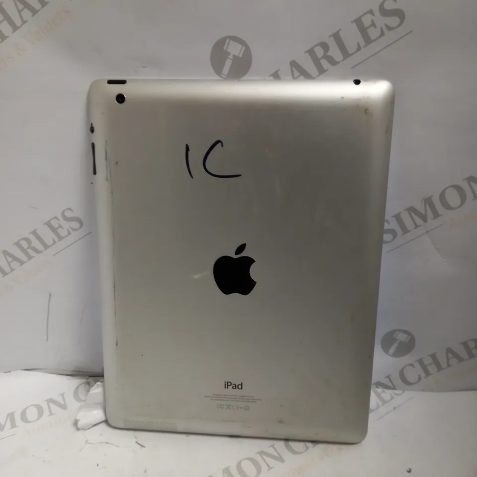 APPLE IPAD MODEL: A1458