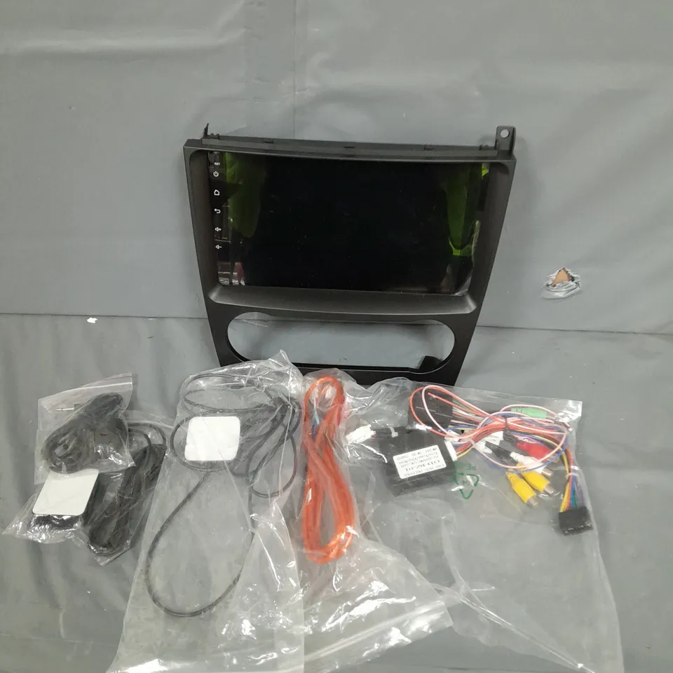 CENTER CONTROL DISPLAY FOR BENZ