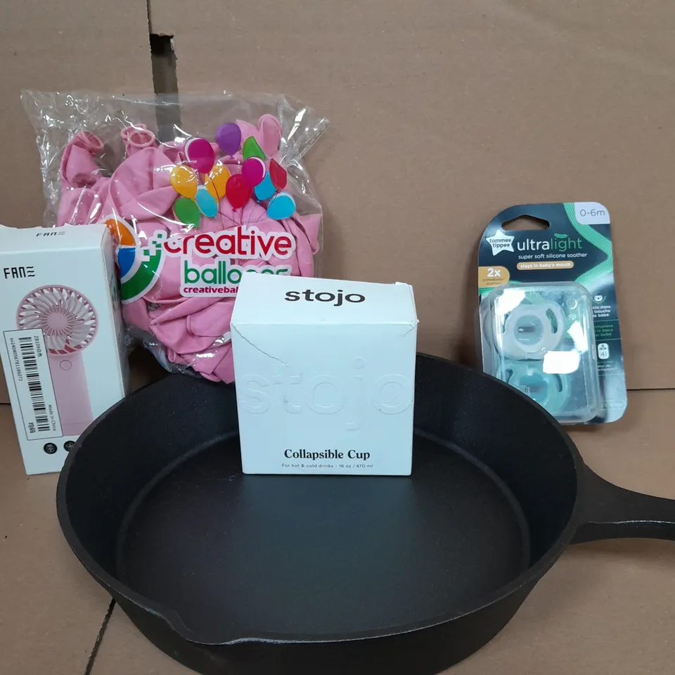 BOX OF APPROXIMATELY 11 ASSORTED ITEMS TO INCLUDE - FAN , BALLOONS , ULTRALIGHT SOOTHER ETC