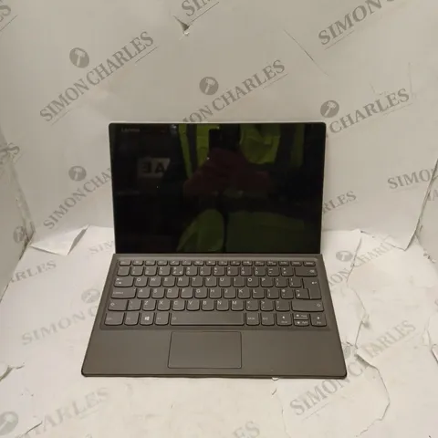 LENOVO MIIX TABLET COMPUTER IN SILVER