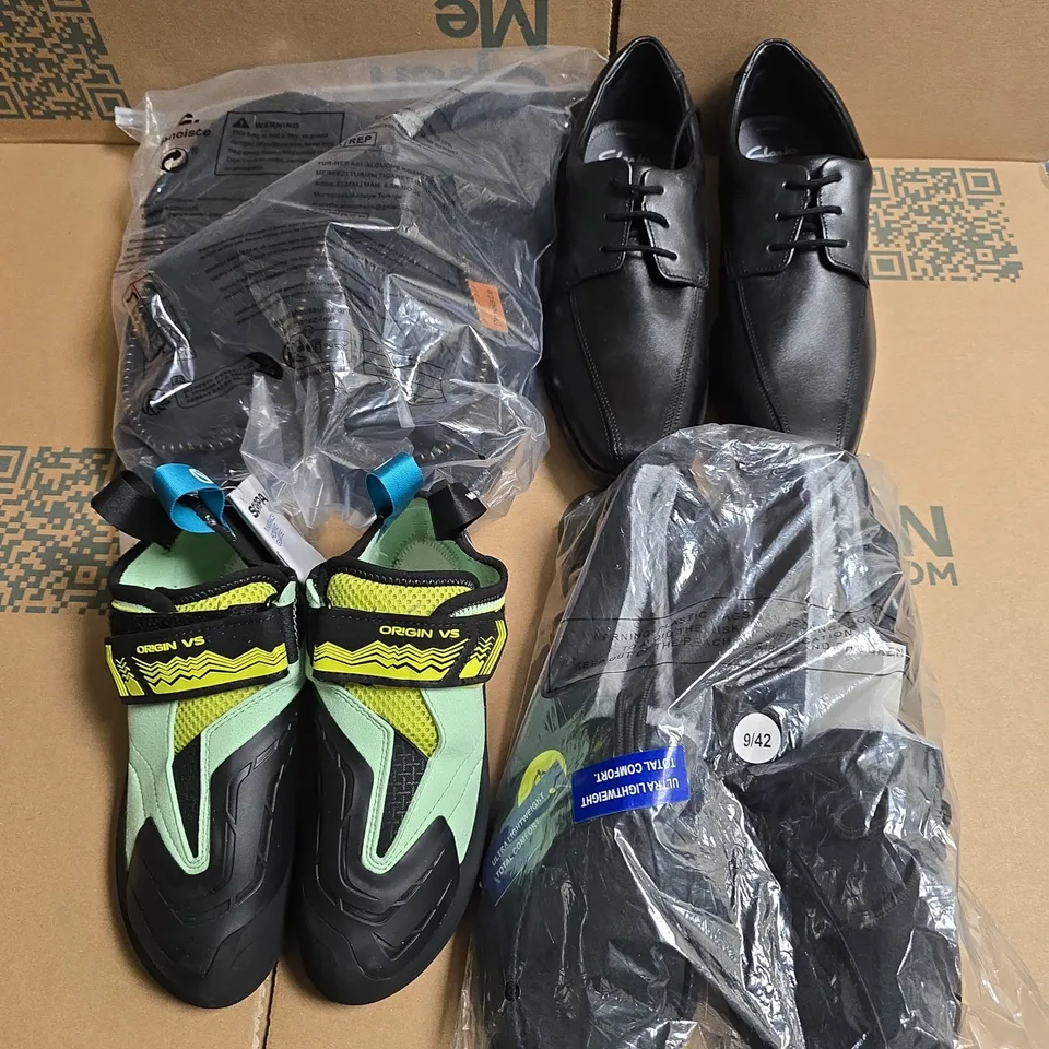 APPROXIMATELY 15 ASSORTED PAIRS OF SHOES AND FOOTWEAR ITEMS IN VARIOUS STYLES AND SIZES TO INCLUDE CLARKS, PUBLIC DESIRE, SCARPA, ETC
