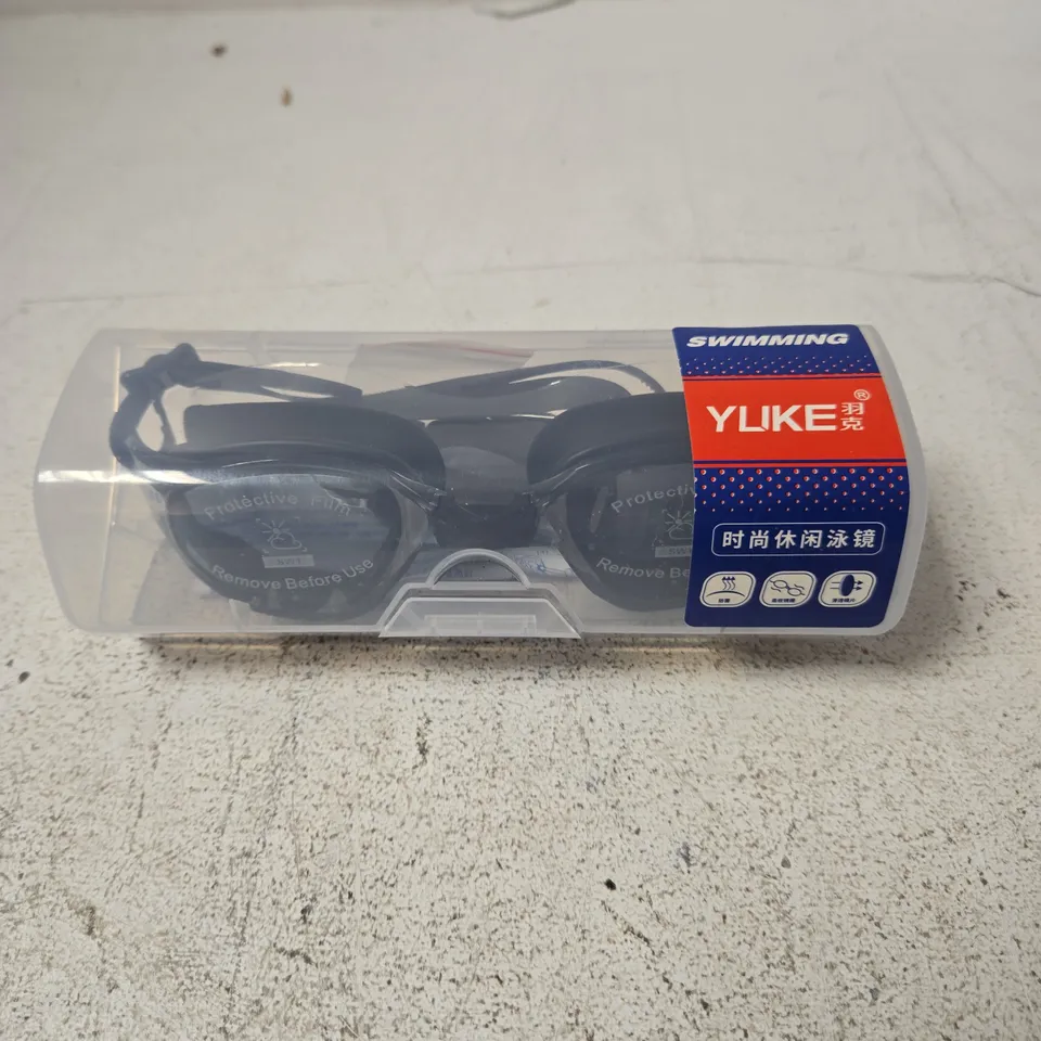 YUKE SWIMMING GOGGLES – BLACK