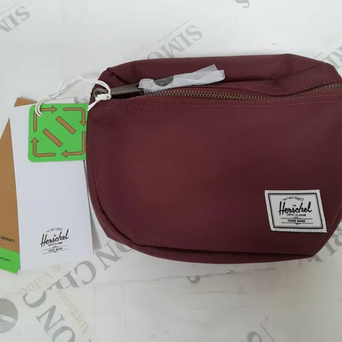 HERSCHEL SETTLEMENT HIP PACK IN PORT - ONE SIZE