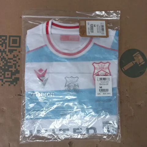 BAGGED MACRON WREXHAM 25/26 THIRD SHIRT SHORT SLEEVE FOOTBALL JERSEY IN WHITE/BLUE SIZE MEDIUM