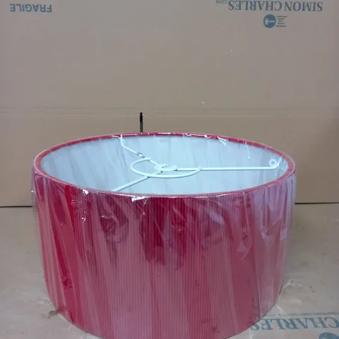 RED RIBBED LIGHTSHADE 40CM