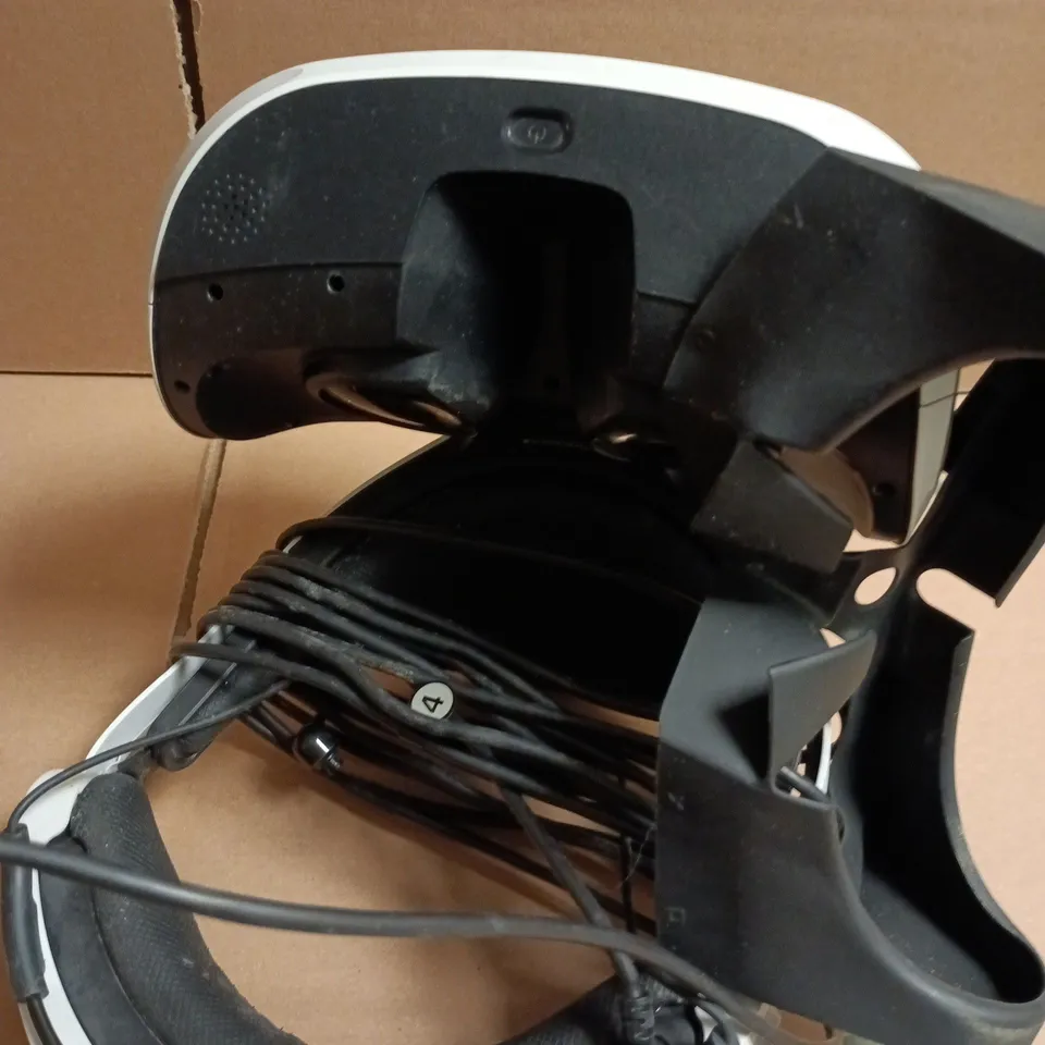 PLAYSTATION VR HEADSET