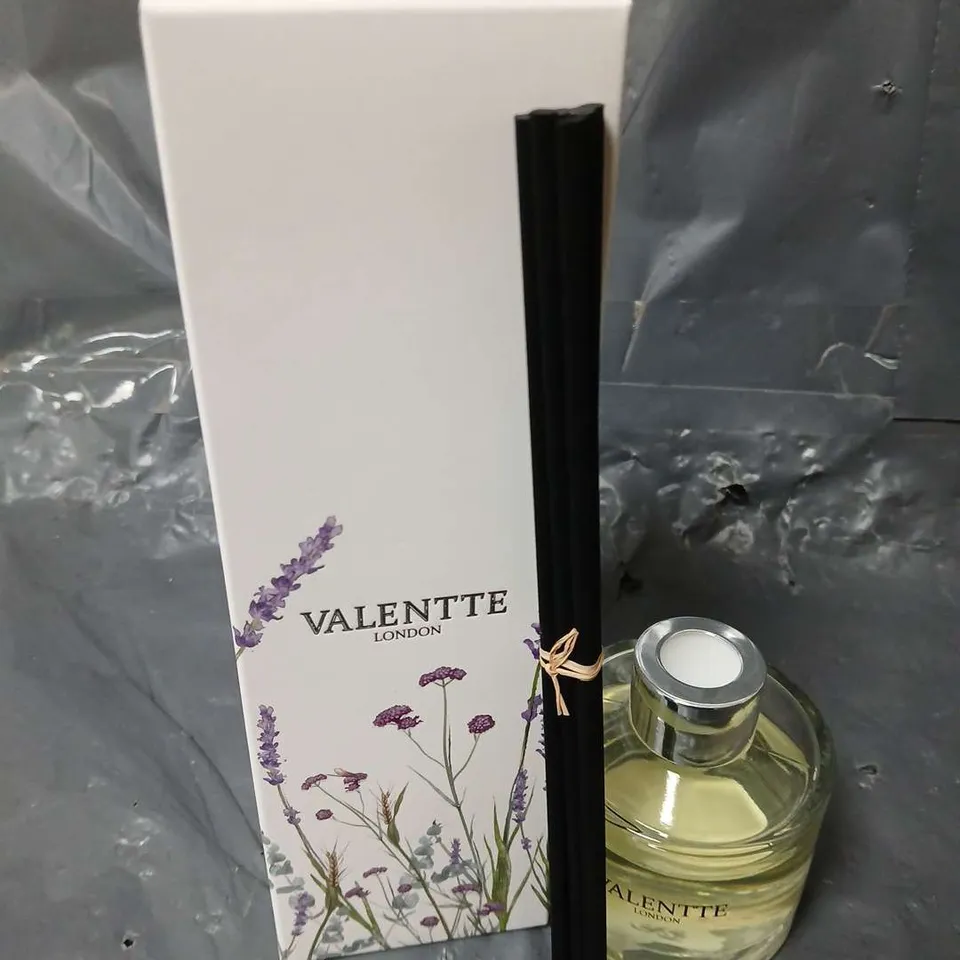 BOXED VALENTTE WHITE NEROLI & LEMON DIFFUSER