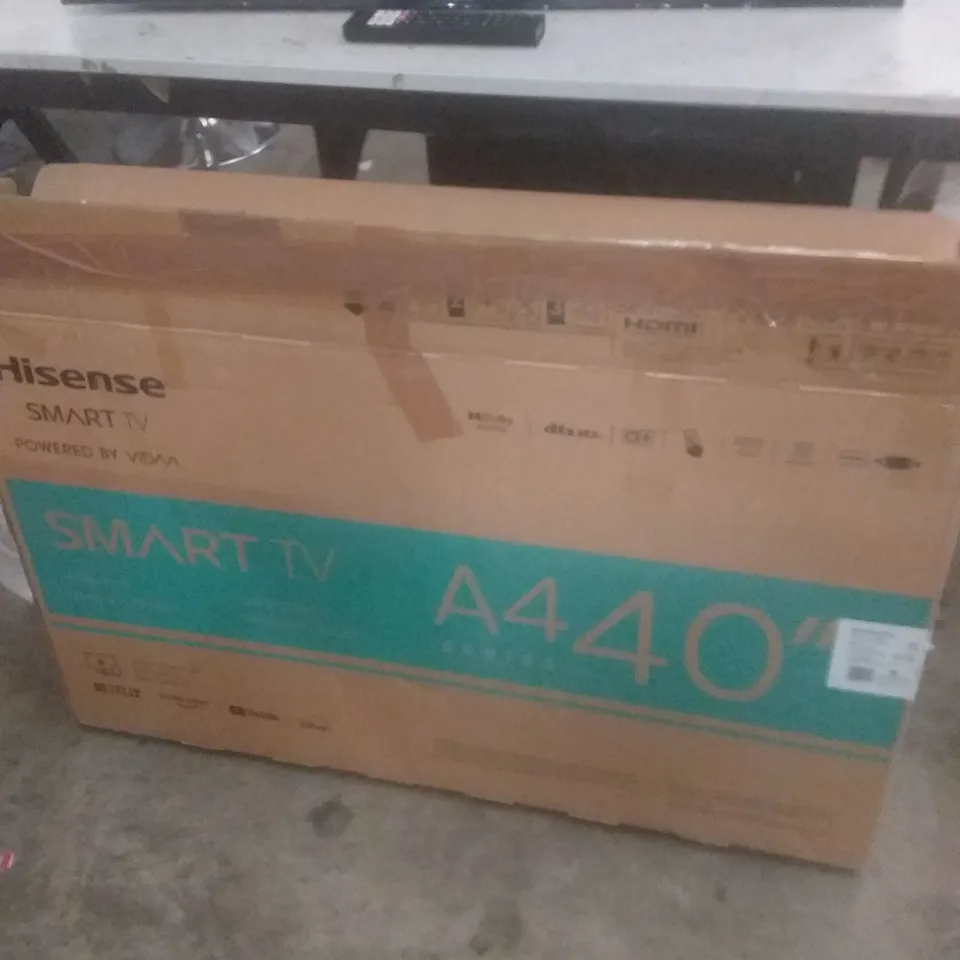 BOXED HISENSE 40" A4 SERIES SMART TV 40A4BGTUK